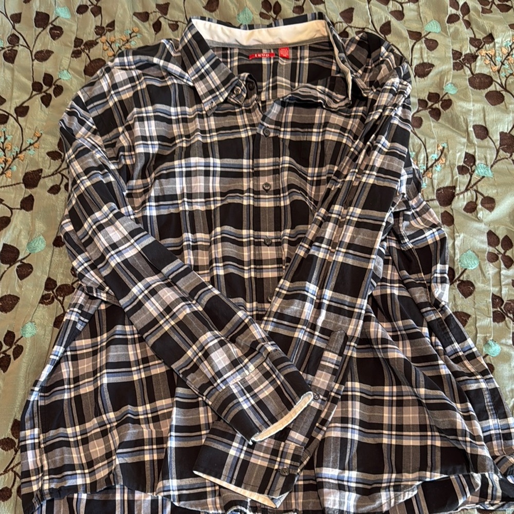 IZOD Navy and White Plaid Shirt